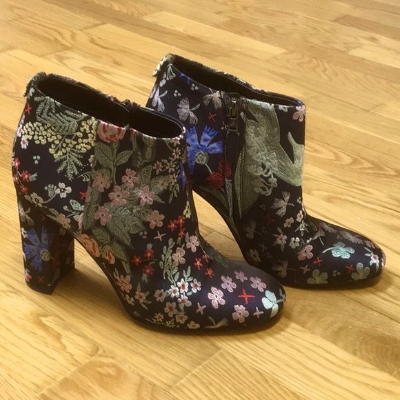 Fabulous Sam Edelman Ankle Boots Sz 7.5 - Picture 1 of 3